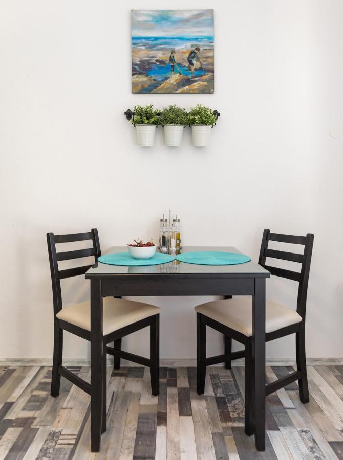 Design Apartment Novigrad Istria Esterno foto